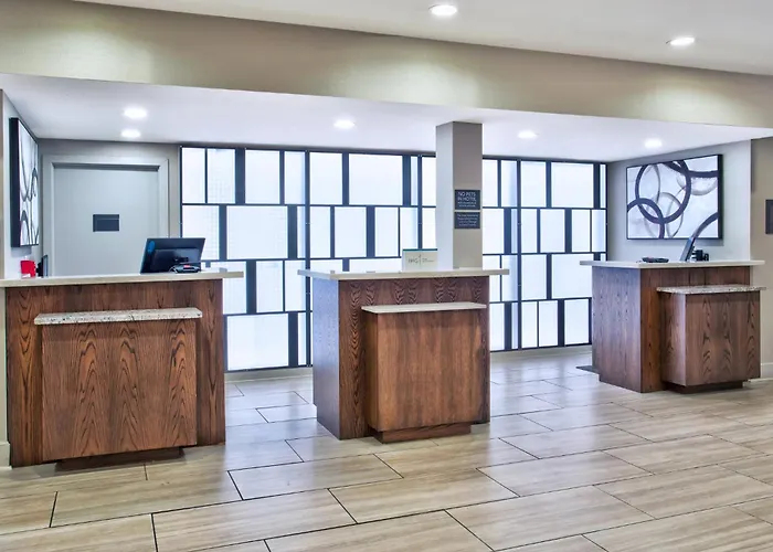 Crowne Plaza Chicago-northbrook By Ihg 4*