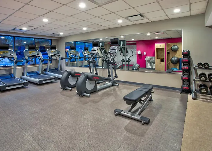 Crowne Plaza Chicago-northbrook By Ihg Hotel Northbrook