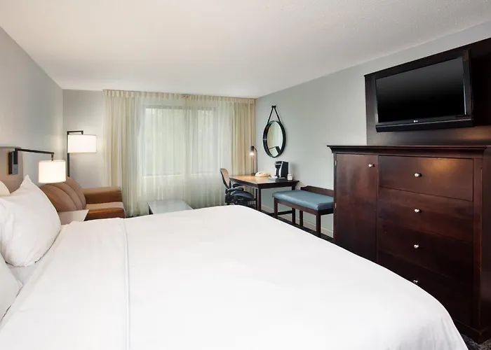 Crowne Plaza Chicago-northbrook By Ihg Hotel 4*