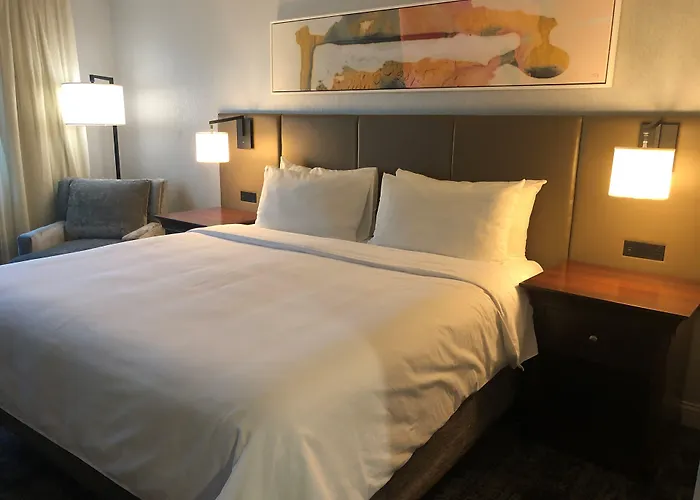 Crowne Plaza Chicago-northbrook By Ihg Hotel 4*