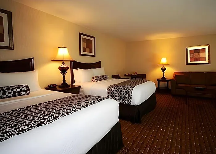 Crowne Plaza Chicago-northbrook By Ihg 4*